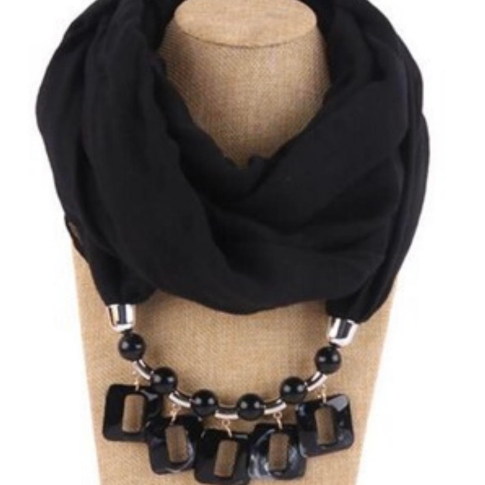Scarfs
